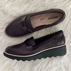 CLARKS 9 Sharon Gracie Leather Platform Wedge Loafers • Rich Deep Wine Brown